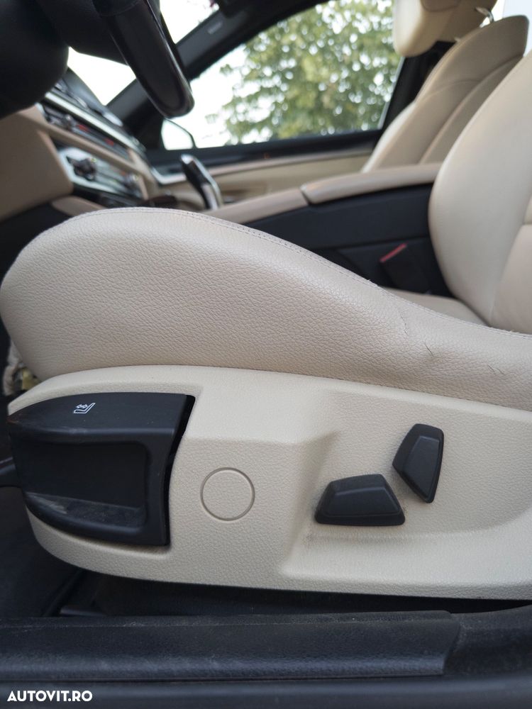 BMW Seria 5 525d Aut. - 9