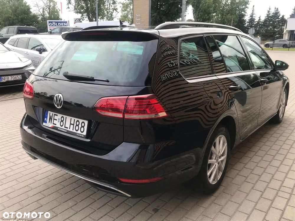Volkswagen Golf 1.6 TDI BMT Comfortline - 10