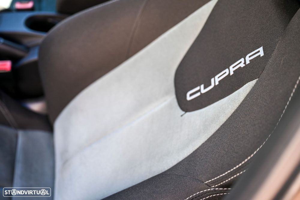 SEAT Leon 2.0 TSI Cupra R - 39