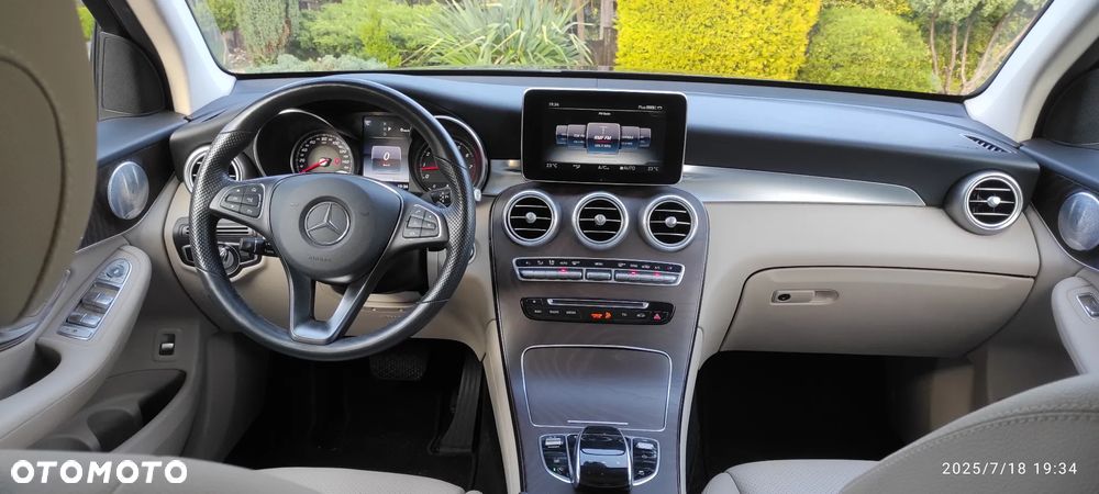 Mercedes-Benz GLC 300 4Matic 9G-TRONIC - 8