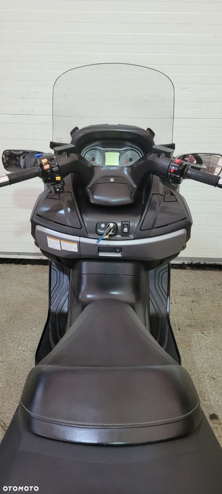 Suzuki Burgman - 34