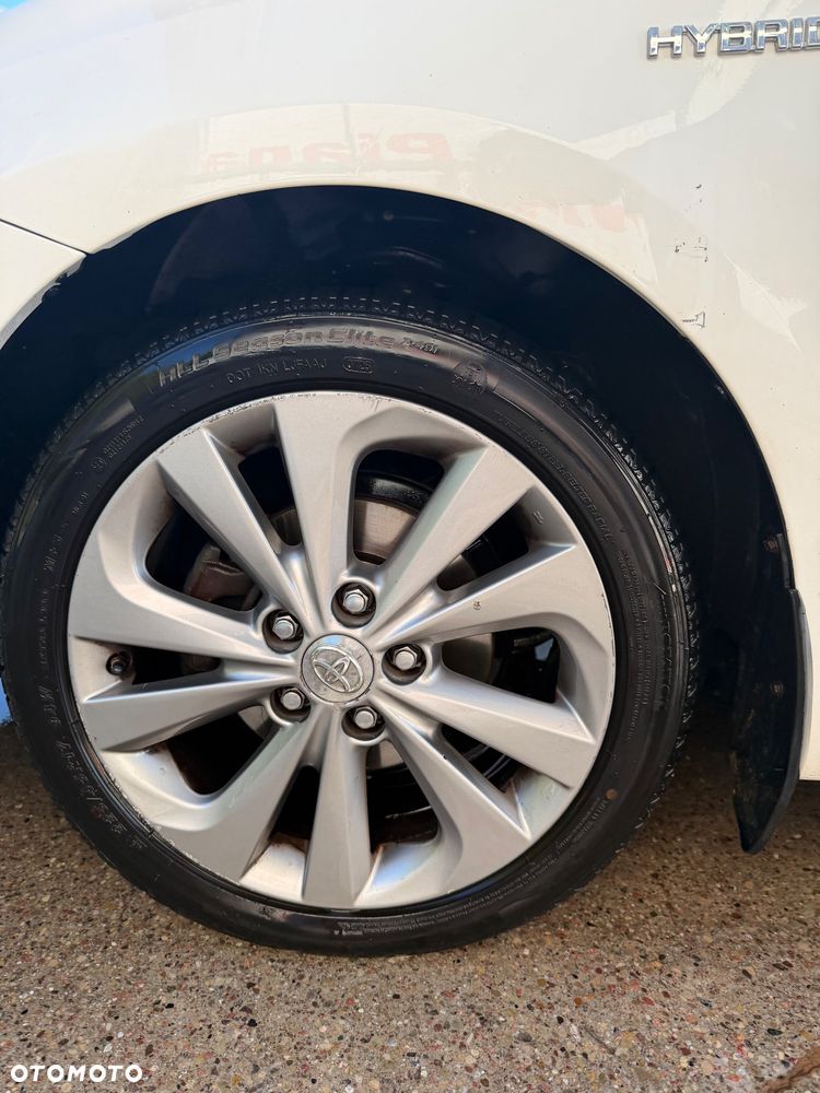 Toyota Auris Hybrid 135 Active - 23