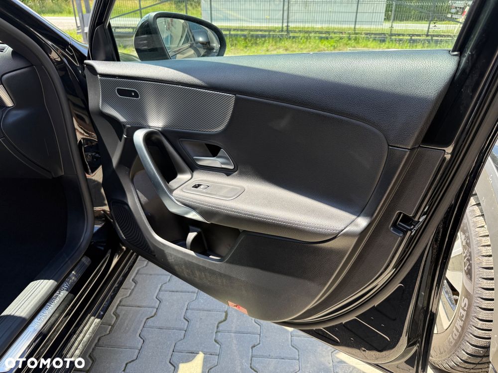 Mercedes-Benz Klasa A 200 Progressive 7G-DCT - 15