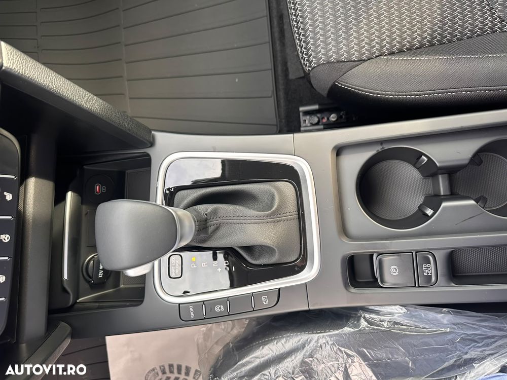 Kia XCeed 1.6 T-GDI 7DCT City - 10