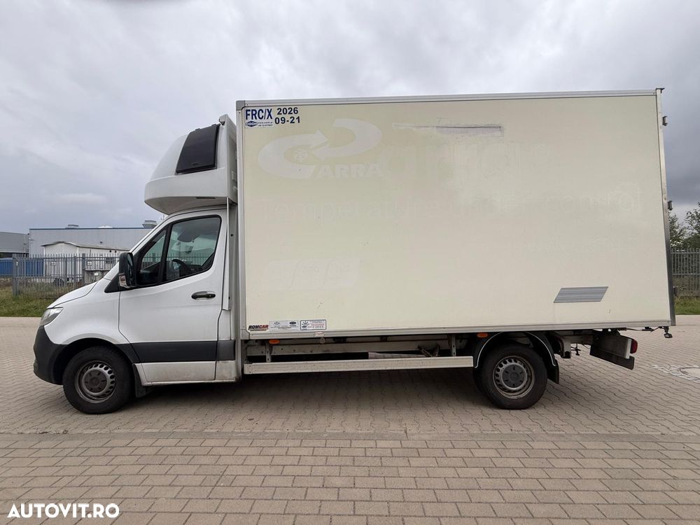 Mercedes-Benz Sprinter - 14