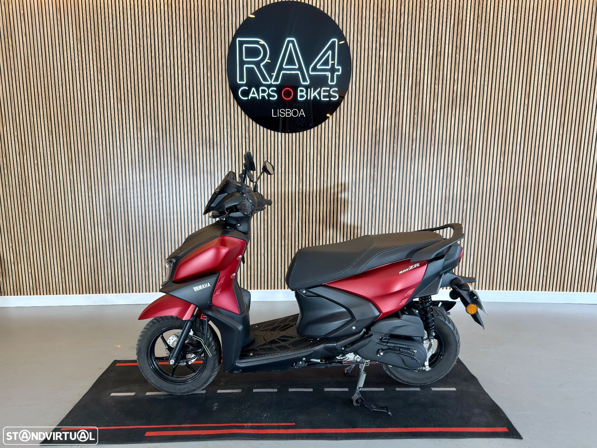 Yamaha RayZR - 1