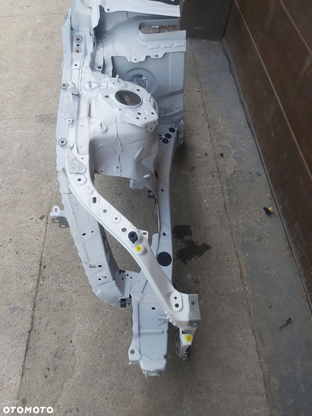 Toyota RAV4 V 2,5 podłużnica ćwiartka prawa przód słupek A - 10