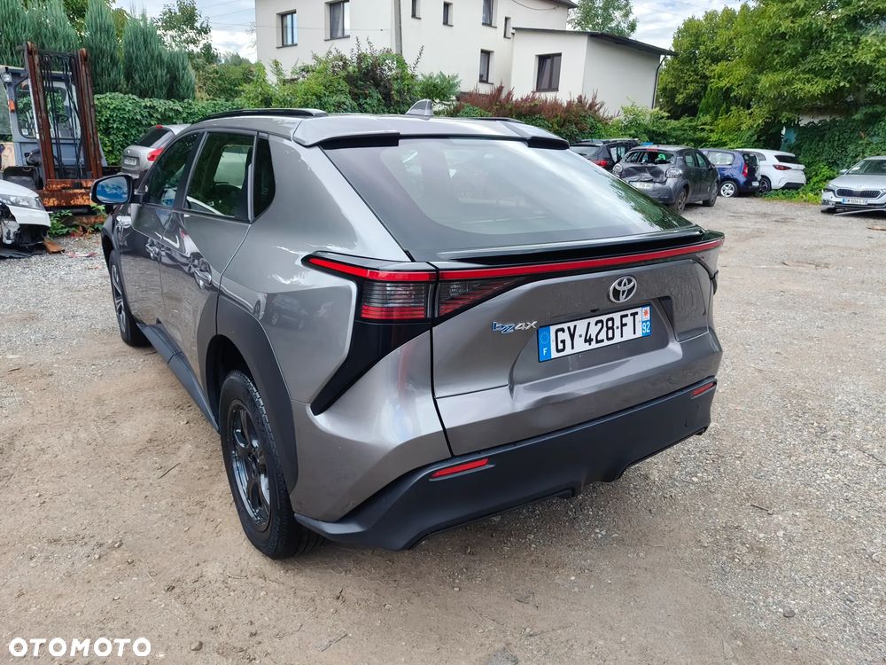 Toyota bZ4X 71.4kWh 4x4 Prestige - 17