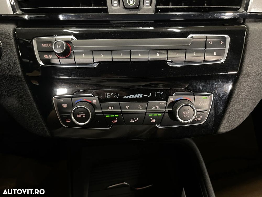 BMW X1 xDrive20i AT - 22
