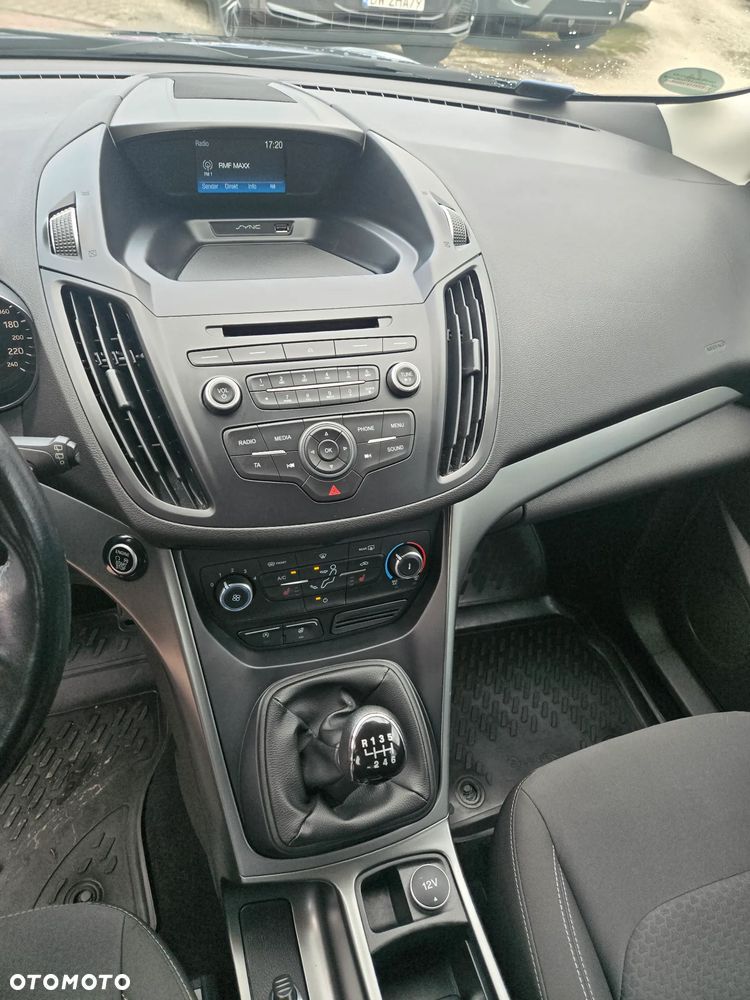 Ford Kuga 1.5 EcoBoost 2x4 Cool & Connect - 21