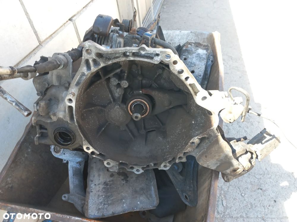 Toyota Corolla E12 2.0D4D 04r skrzynia biegów manualna - 2