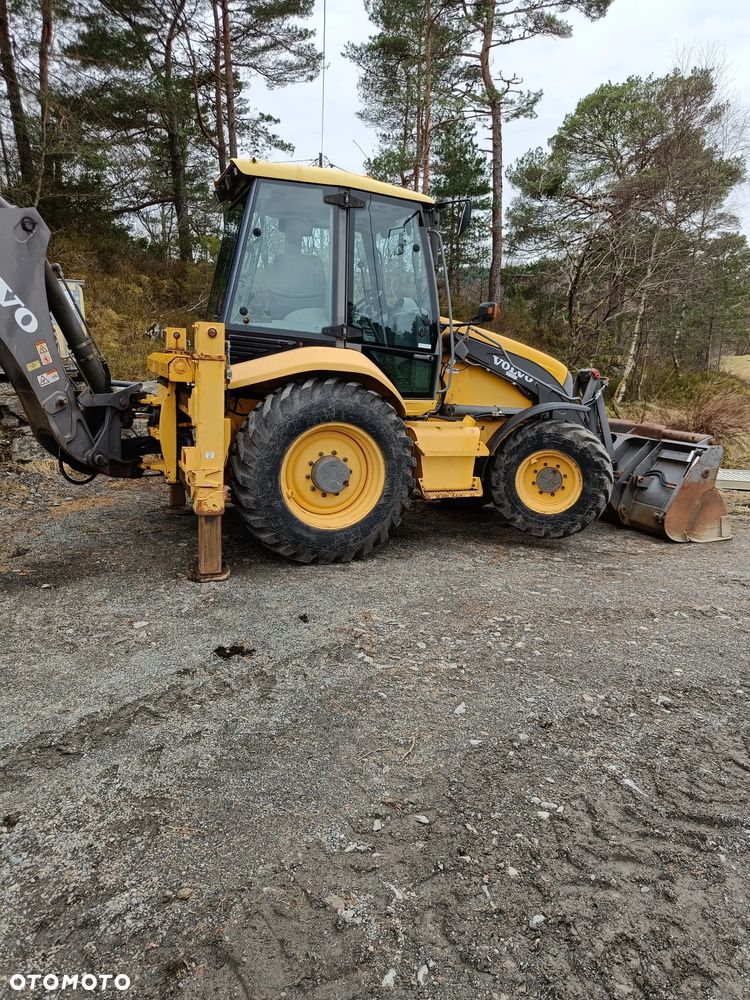 Volvo Bl 71, ROK 2003 Z przodu szuflada 4 w 1. - 2