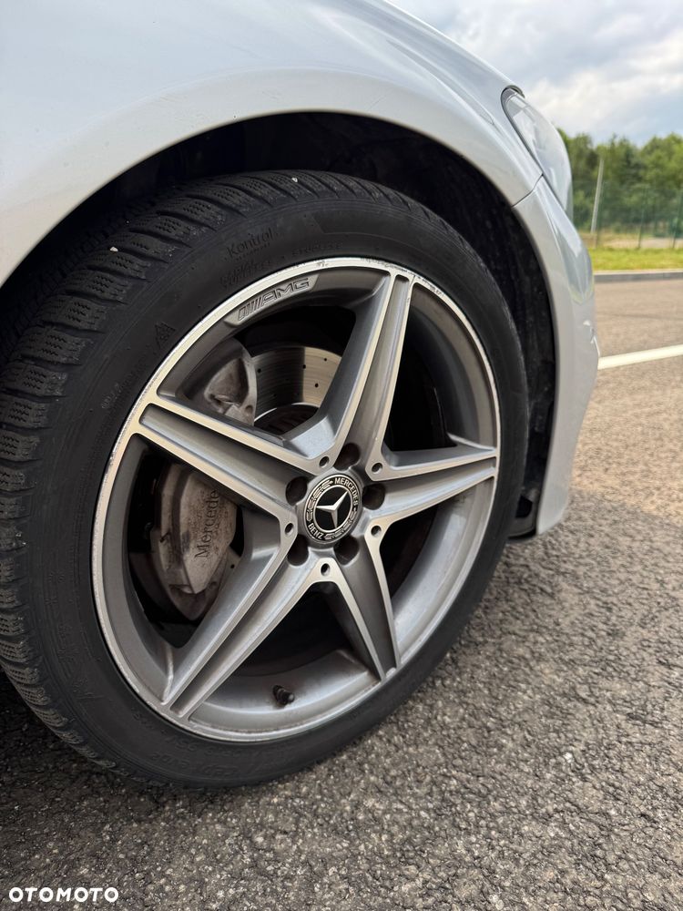 Mercedes-Benz Klasa C 220 d 4Matic 9G-TRONIC - 38