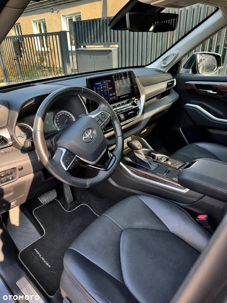 Toyota Highlander - 8
