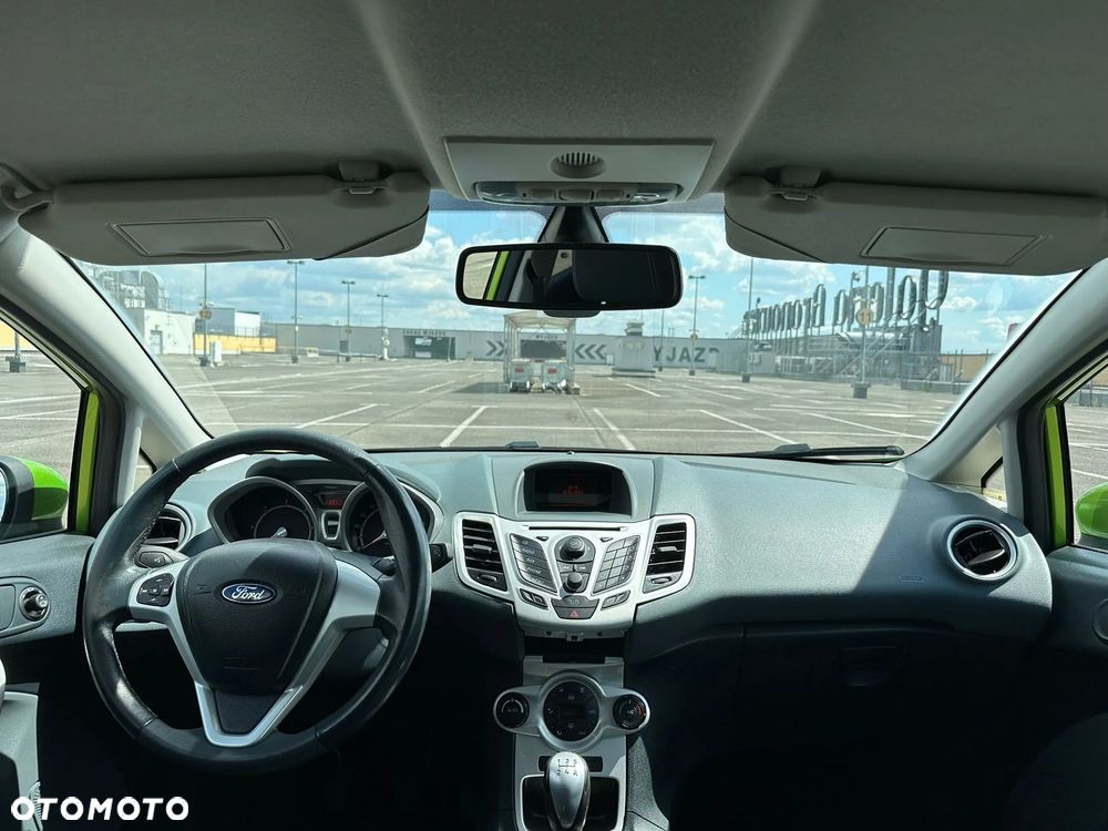 Ford Fiesta 1.6 TDCi DPF Gold X - 21