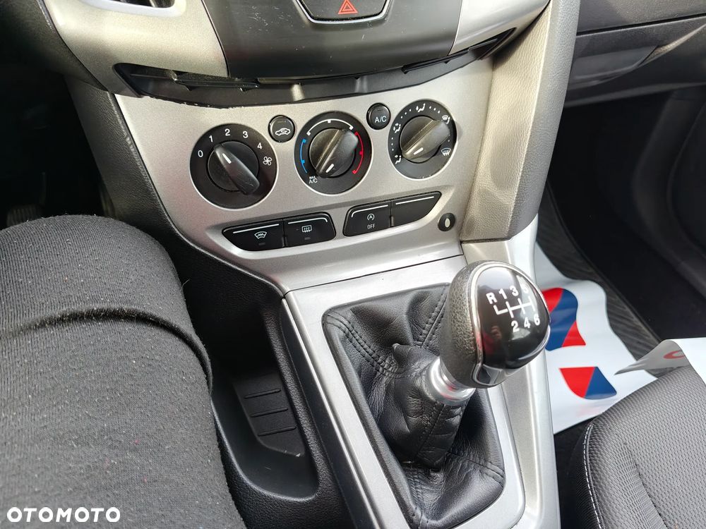 Ford Focus 1.6 TDCi Edition - 24