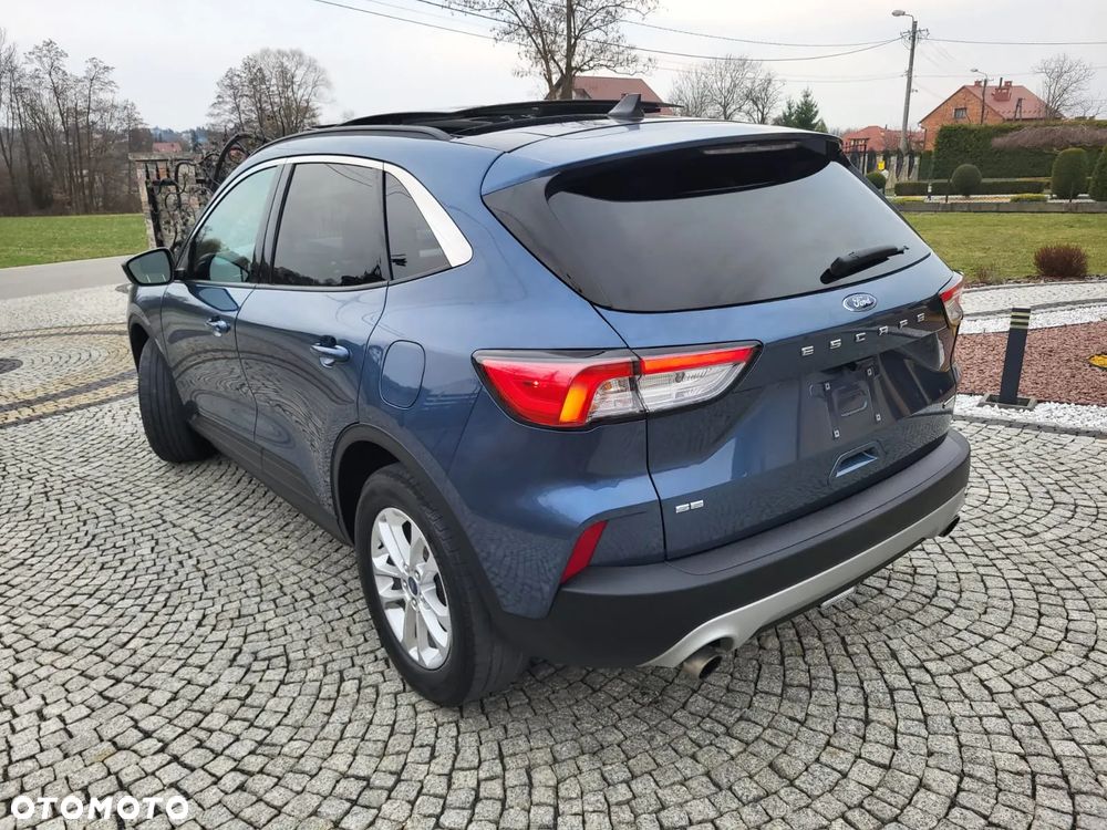Ford Kuga - 22