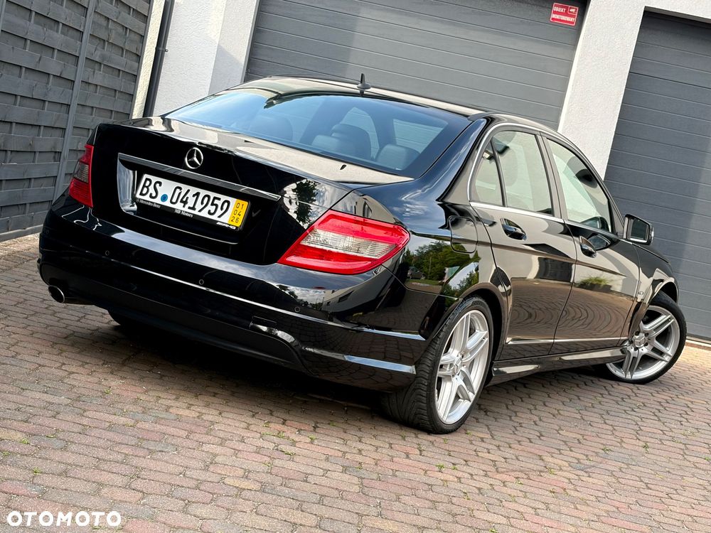 Mercedes-Benz Klasa C 180 Kompressor Automatik BlueEFFICIENCY Special Edition - 19