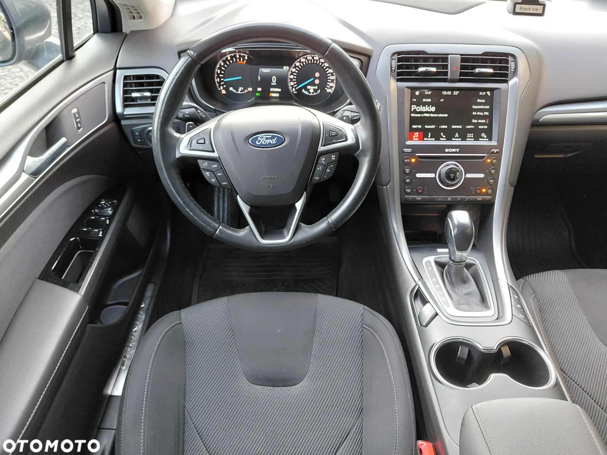 Ford Mondeo 2.0 TDCi Bi-Turbo Titanium PowerShift - 27