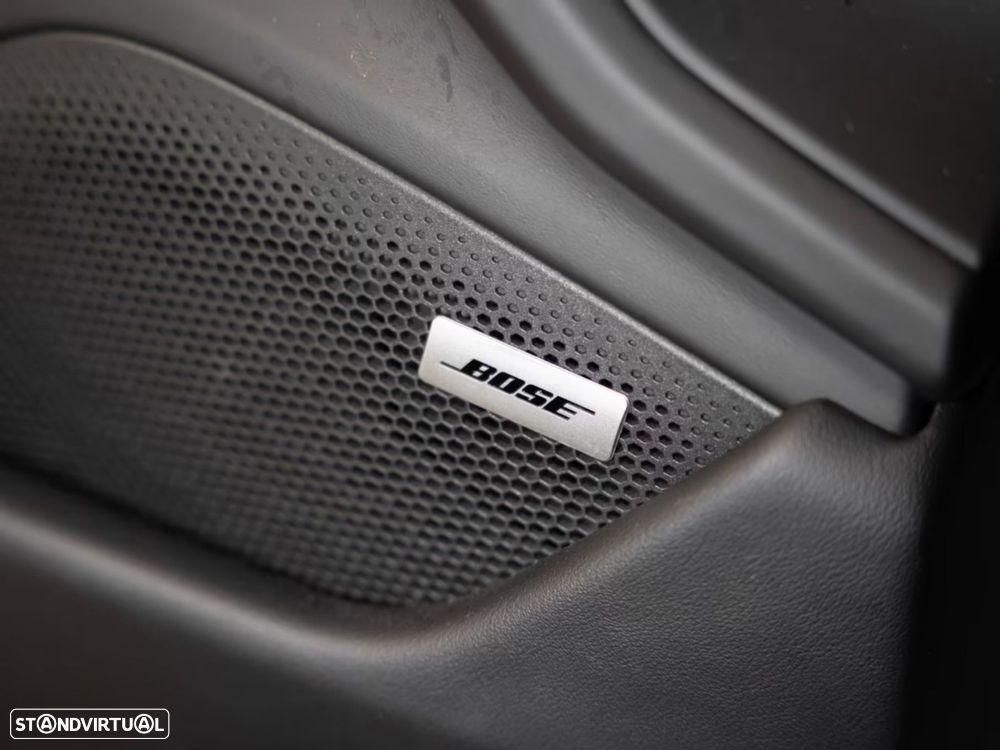 Porsche Taycan Sport Turismo - 19