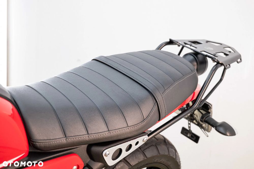 Yamaha XSR - 19