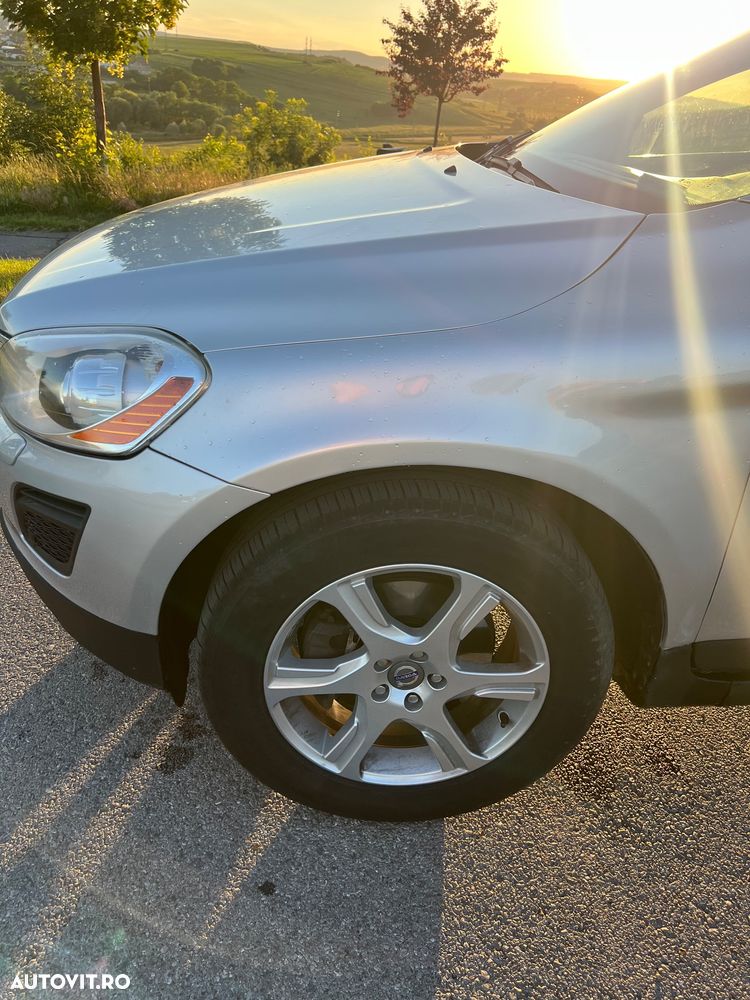 Volvo XC 60 D4 AWD Start-Stop Momentum - 22