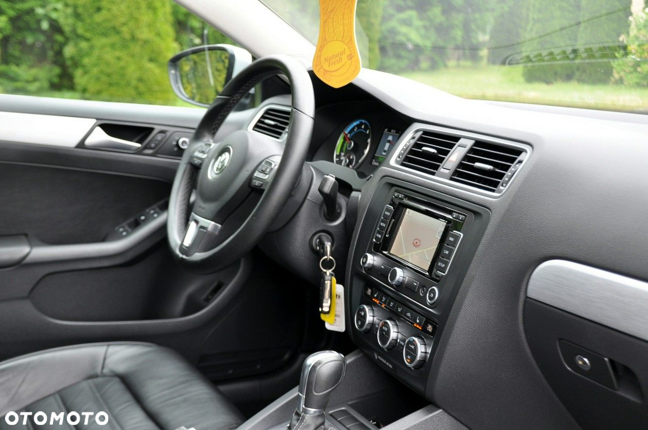 Volkswagen Jetta 1.4 Hybrid DSG Highline - 18