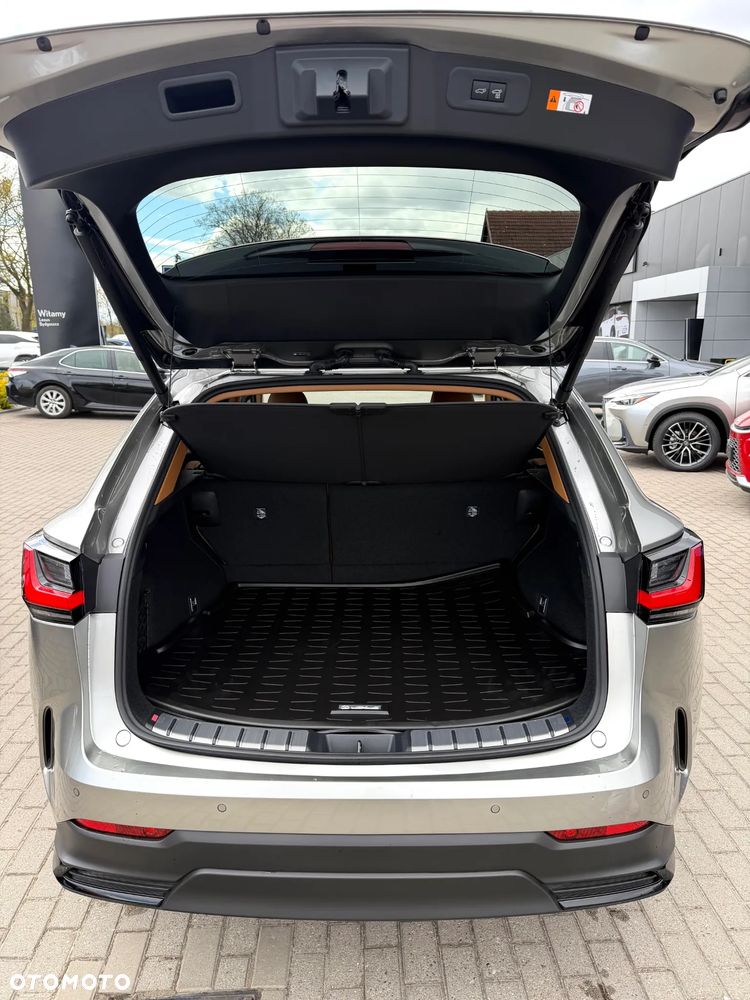 Lexus NX 450h+ Prestige AWD - 10