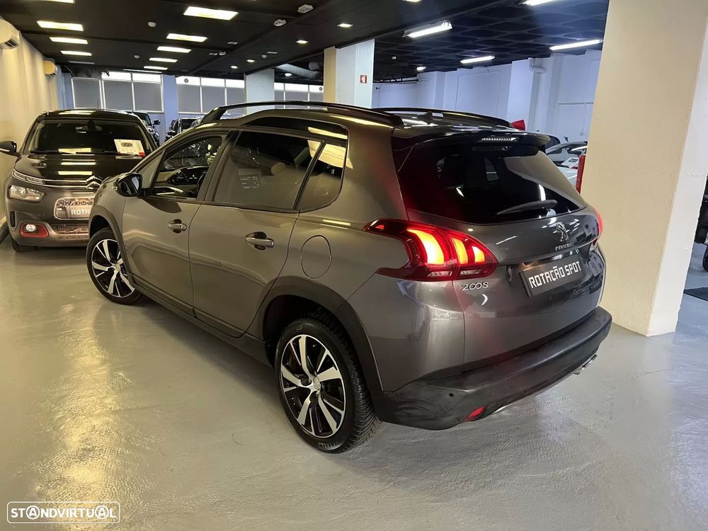Peugeot 2008 1.2 PureTech GT Line — fotografia 13