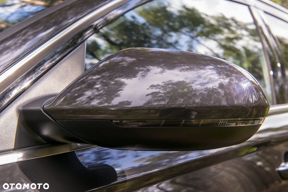 Audi A6 Avant 2.0 TDI Quattro S tronic - 36