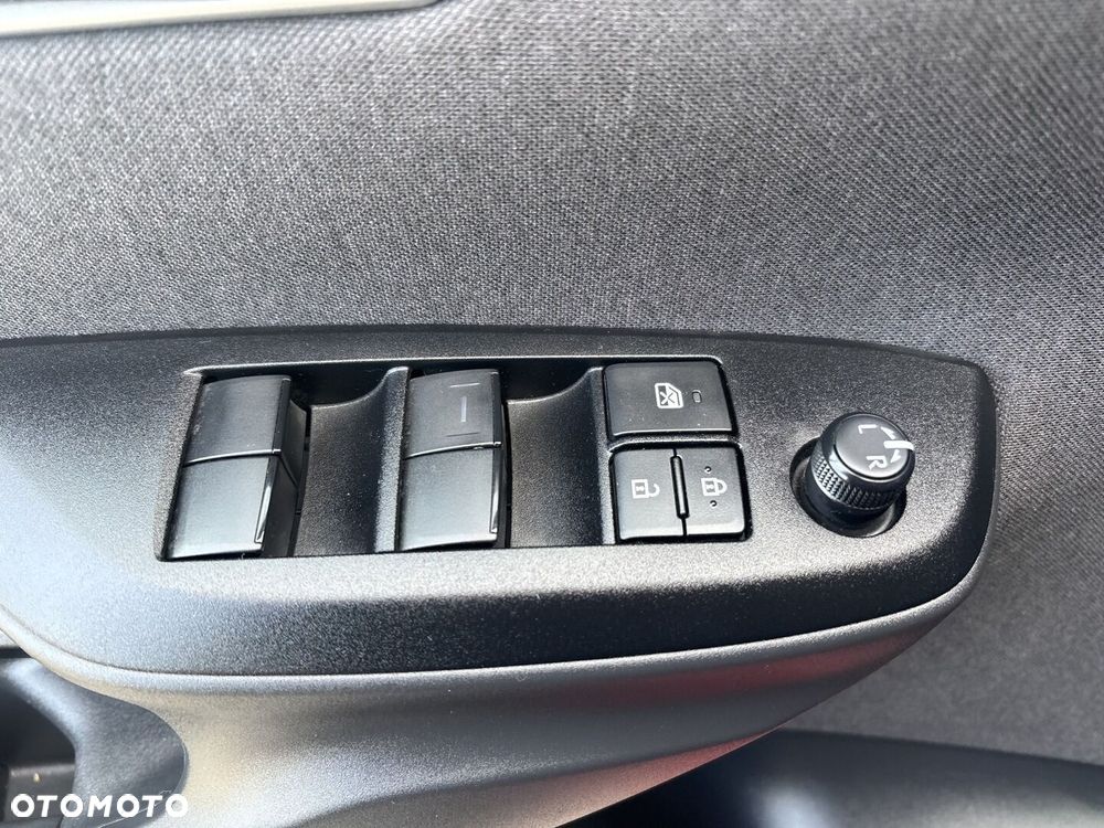 Toyota Yaris Hybrid 1.5 Style - 26