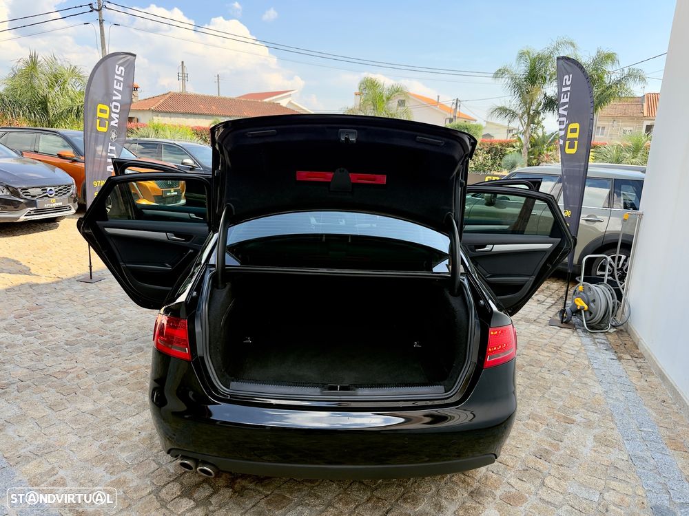 Audi A4 2.0 TDI S-line - 36