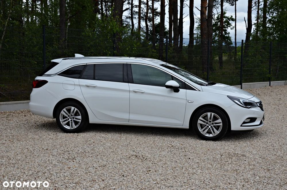 Opel Astra 1.6 D (CDTI) Automatik Dynamic - 17