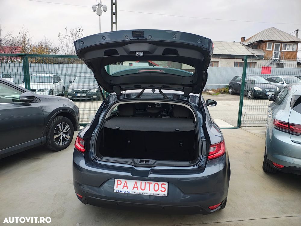 Renault Megane BLUE dCi 115 BUSINESS EDITION - 24