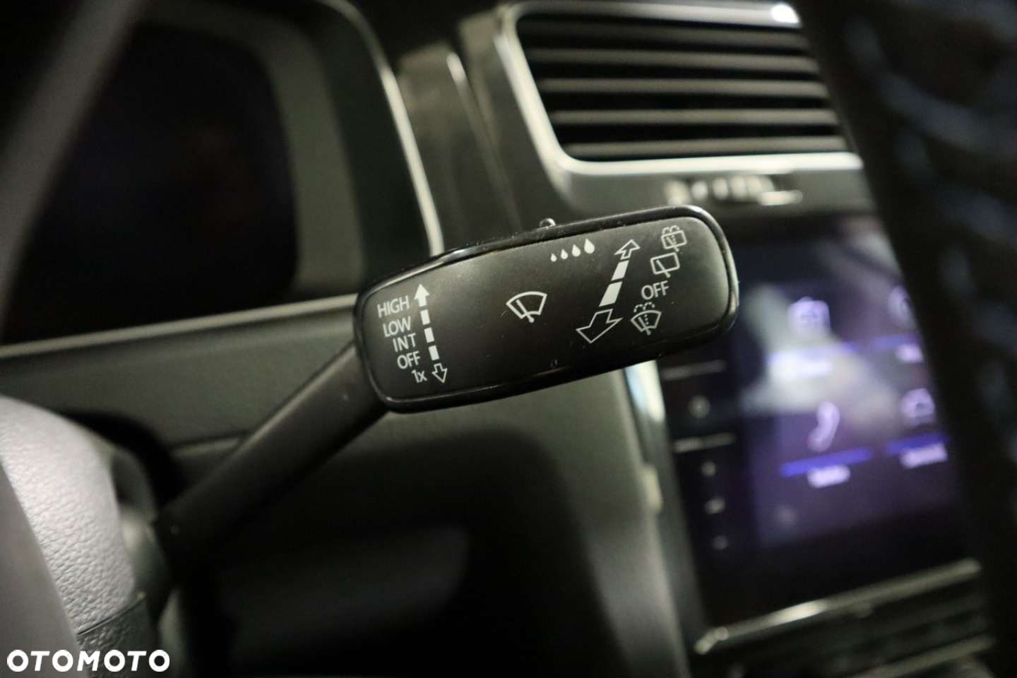 Volkswagen Golf e-Golf - 24