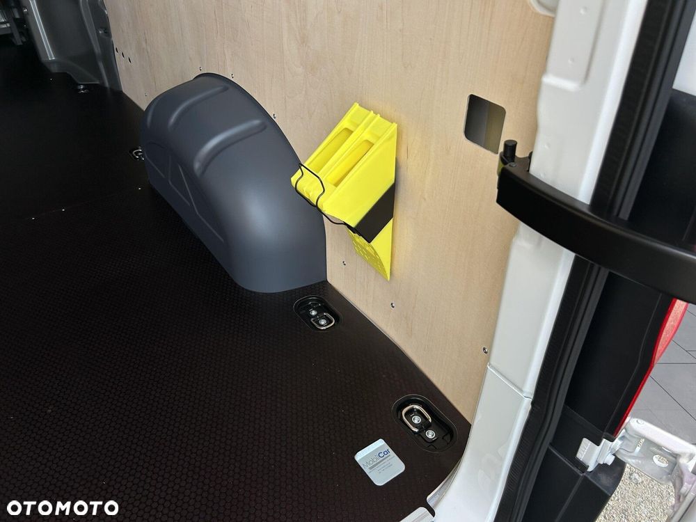 Volkswagen Crafter 35 Brygadówka/L4H3, 2.0 BiTDI 163KM, 4490mm, Wysoki dach, r.o. 4490 mm, manualna 6-biegowa - 14