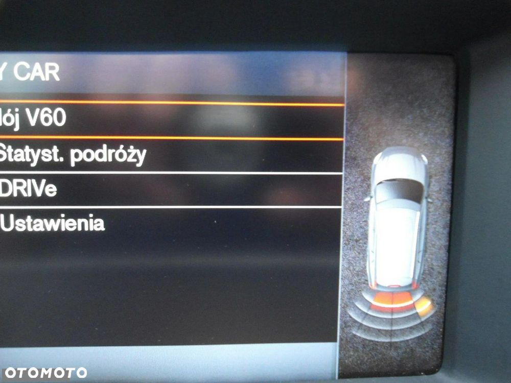 Volvo V60 D2 Momentum - 33