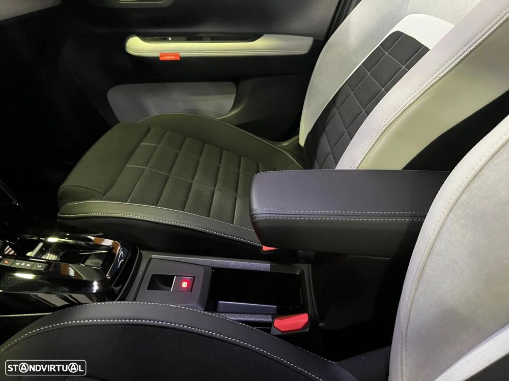 Citroën e-C3 44 kWh Autonomia Conforto Max - 14