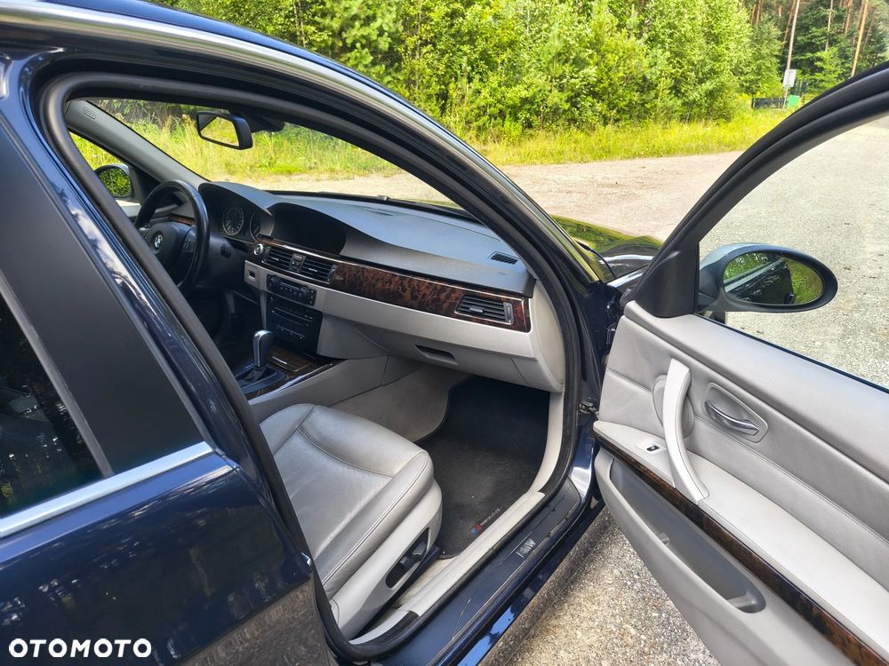 BMW Seria 3 - 30