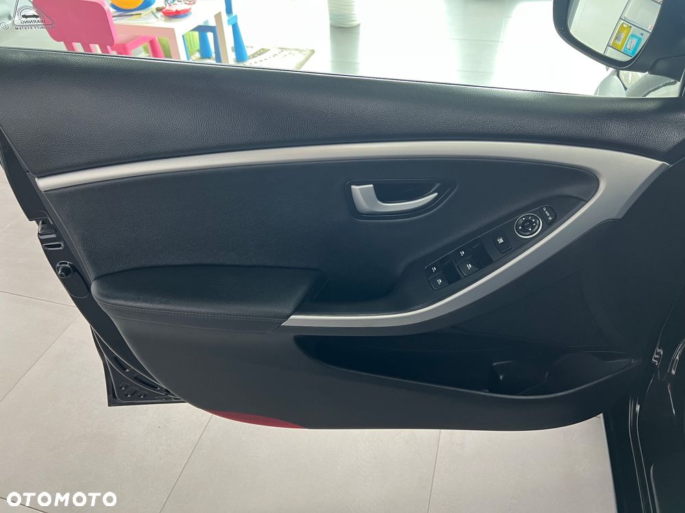 Hyundai i30 - 23
