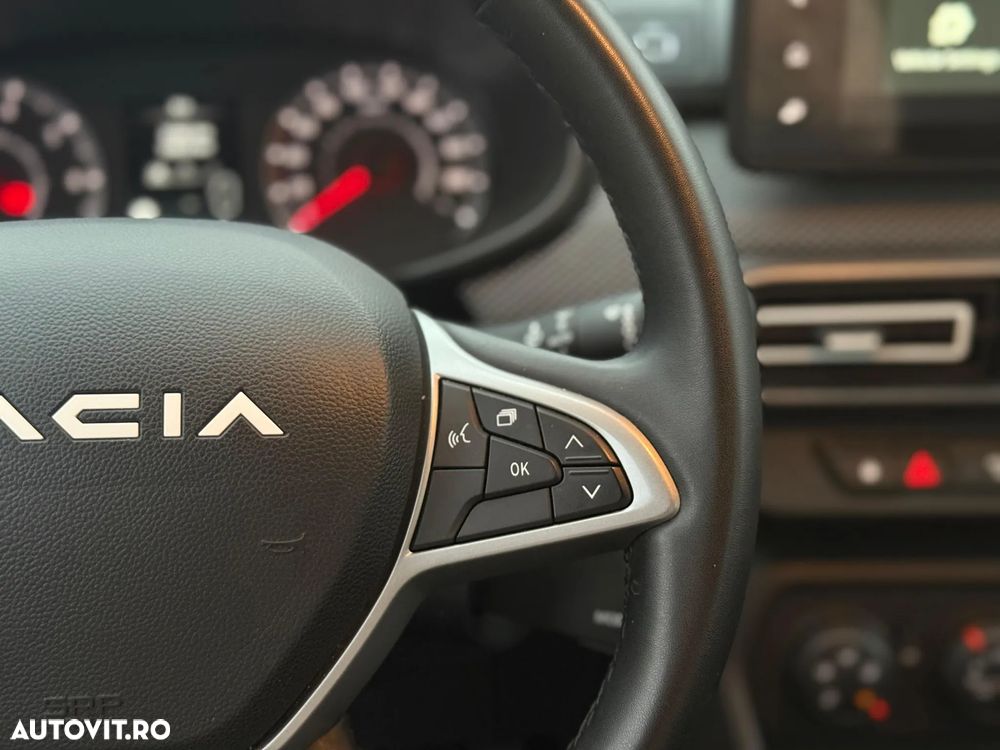 Dacia Logan TCe 90 MT6 Expression - 13