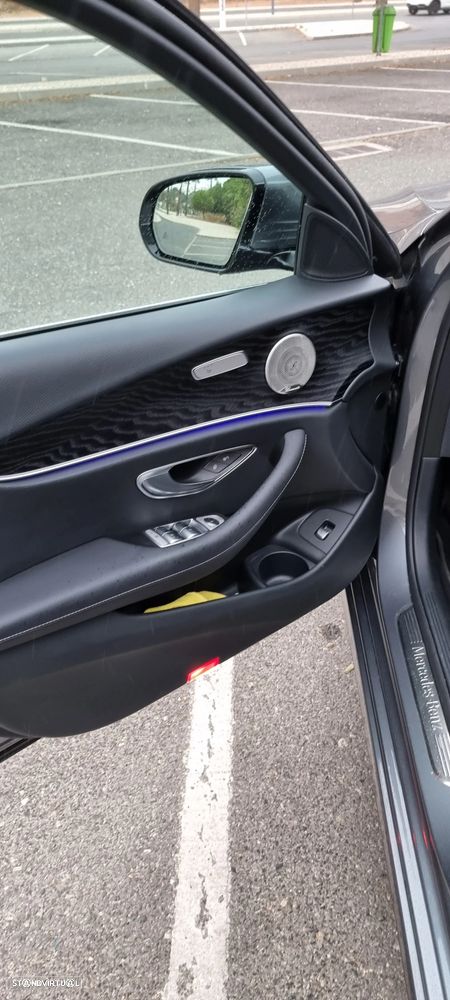 Mercedes-Benz E 300 de Avantgarde - 28
