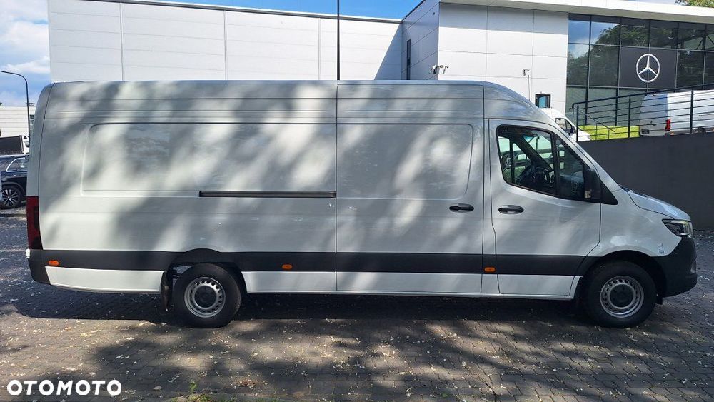 Mercedes-Benz Sprinter - 6