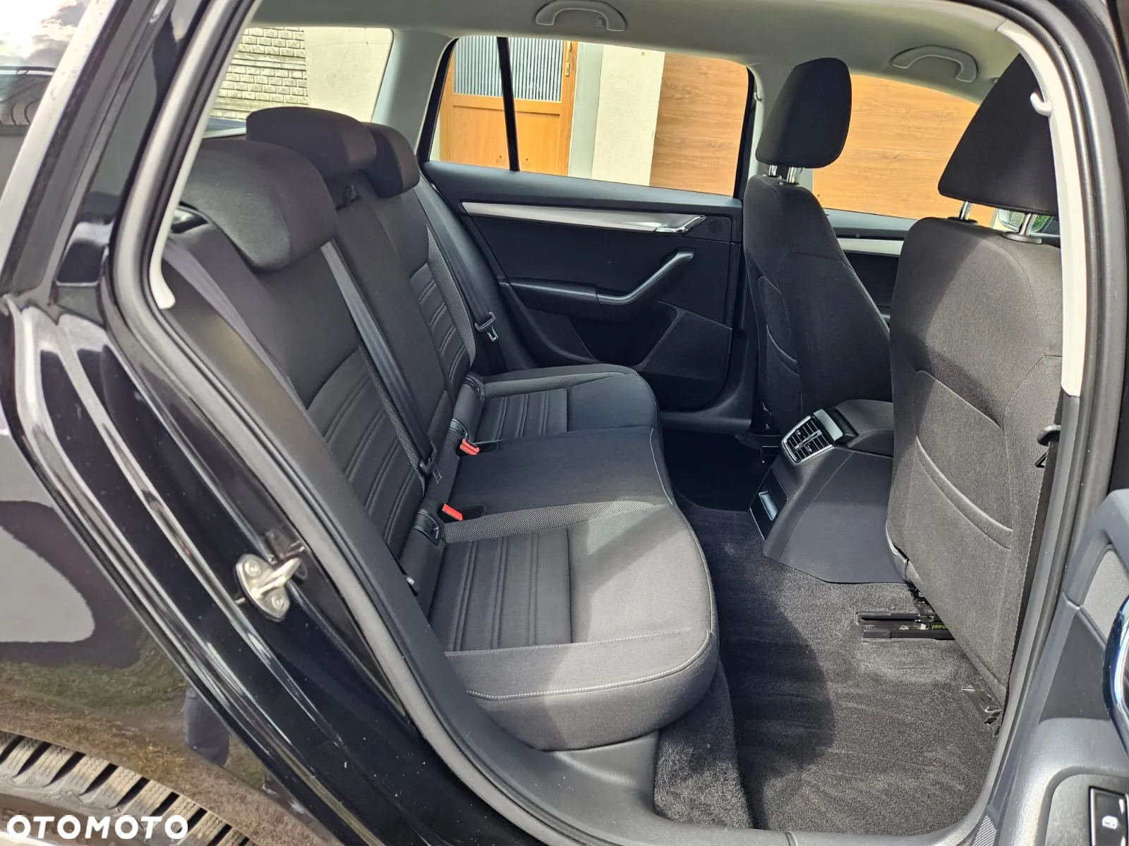 Skoda Octavia Combi 1.4 TSI Active - 14