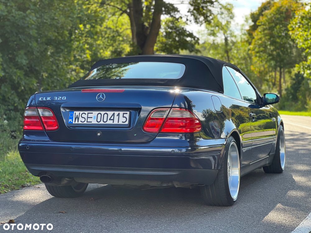 Mercedes-Benz CLK - 13