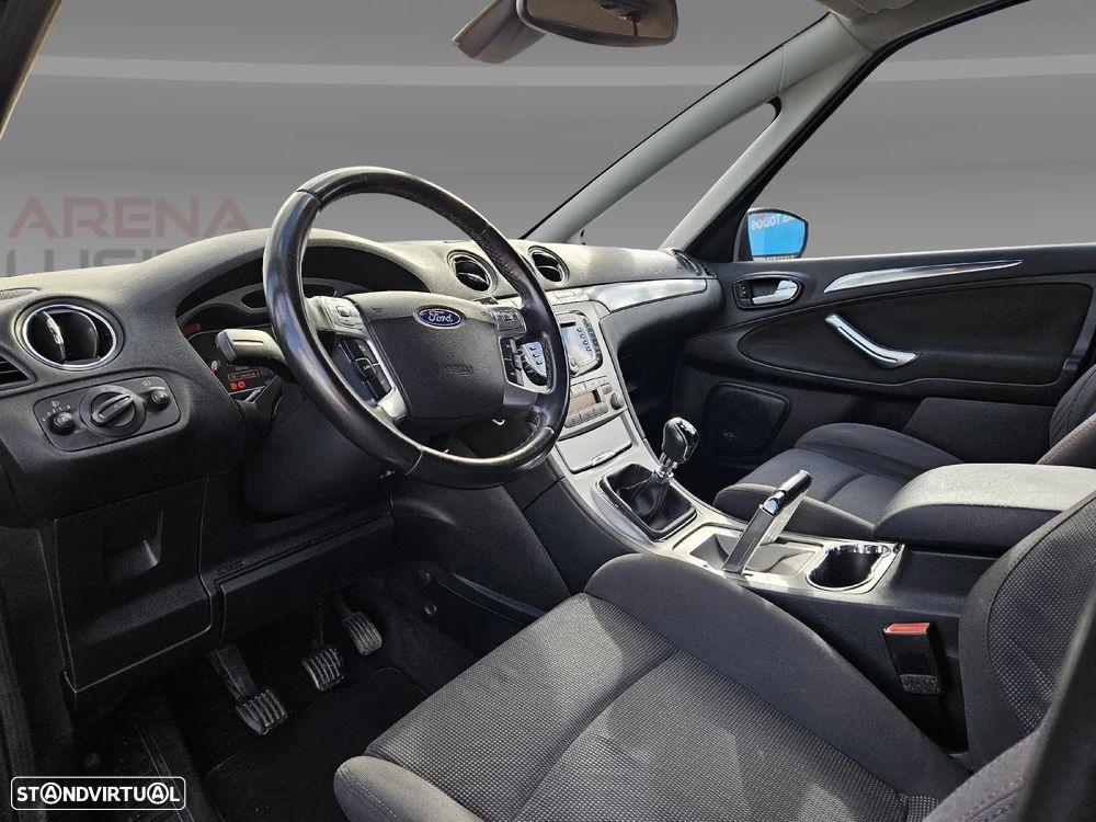 Ford S-Max 1.8 TDCi Titanium 7L - 30