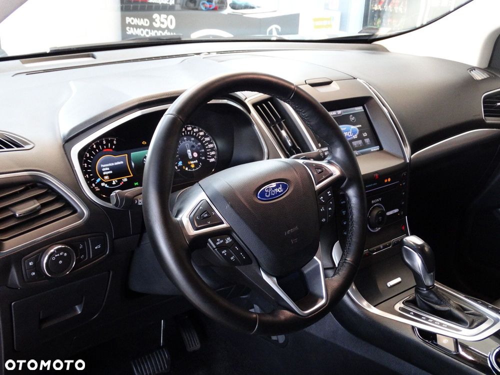 Ford Edge - 17