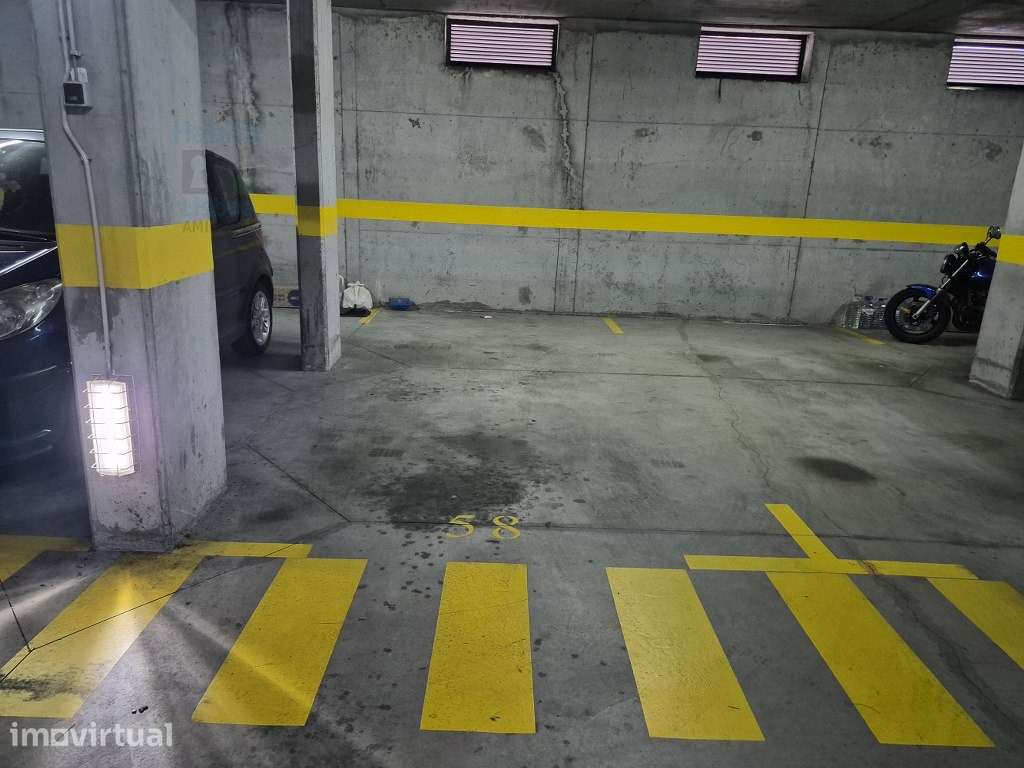 T2 no Lumiar com Garagem Venda no Atual Estado - Grande imagem: 3/25