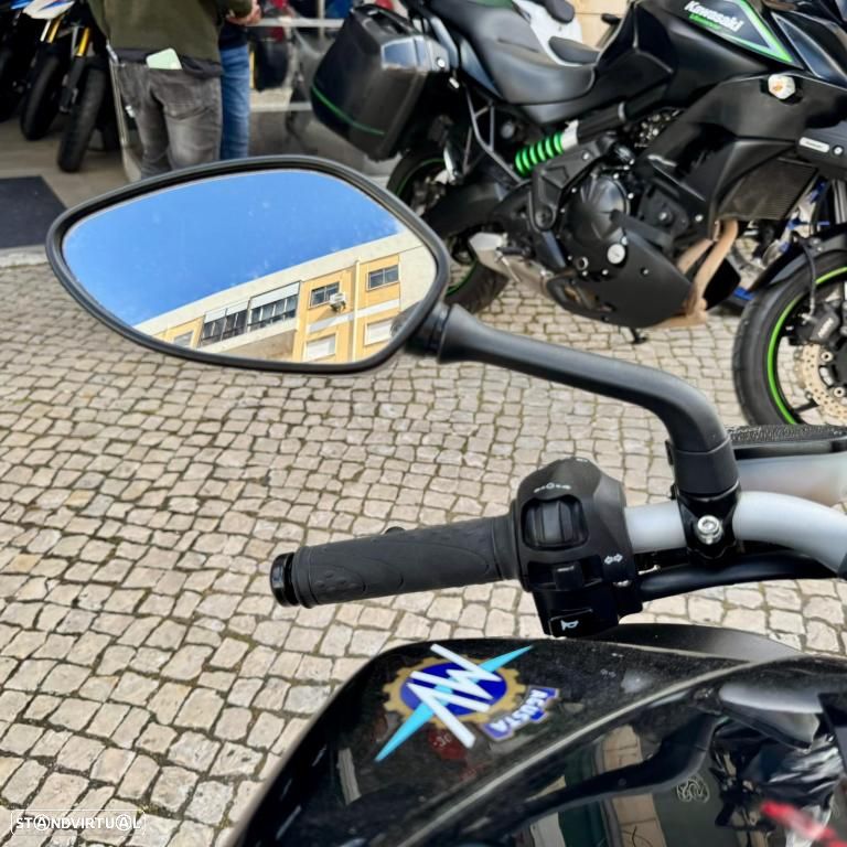 MV Agusta Brutale R - 20