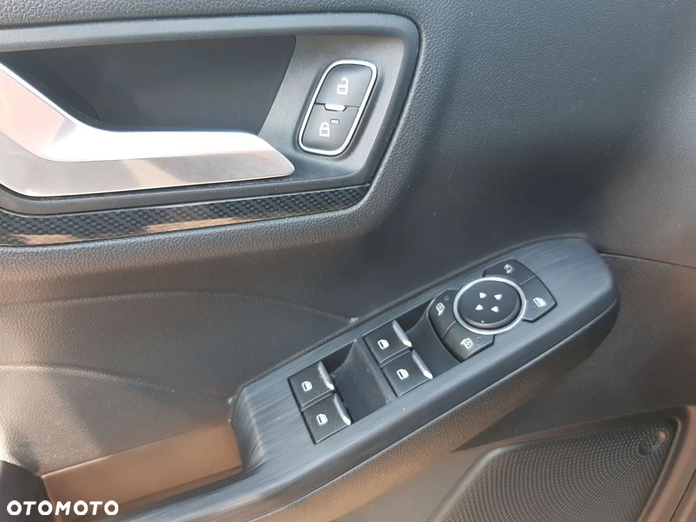 Ford Kuga 1.5 EcoBoost FWD ST-Line - 10